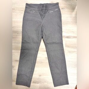 Van Heusen Stretch Pull On Black & White Geometric  Print Cropped Ankle Pants 8